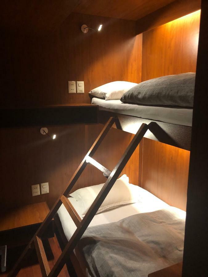 Onkel Inn Airport Sleepbox لاباز المظهر الخارجي الصورة